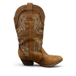 Tan Cowgirl Boots with Blue Embroidery